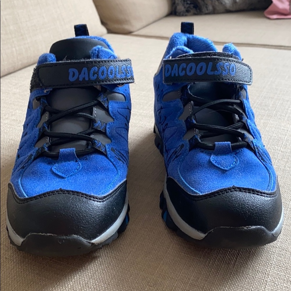 Boy's Winter Shoes Size 37